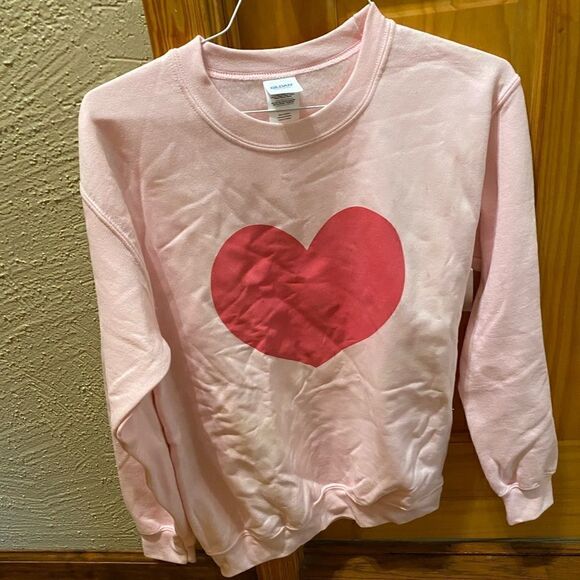 Pink Lily Tops - (NWT) Pink Lily Boutique light pink with red heart sweatshirt size small